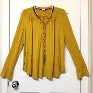 Akemi Kin | Mustard Long Sleeve Tasseled Top M